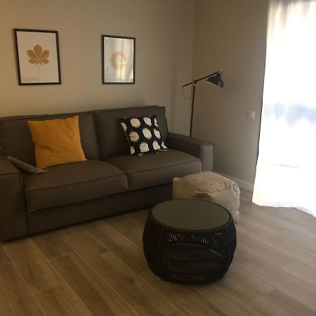 Unique Apartments لوسبيتاليت دي يوبريغات المظهر الخارجي الصورة