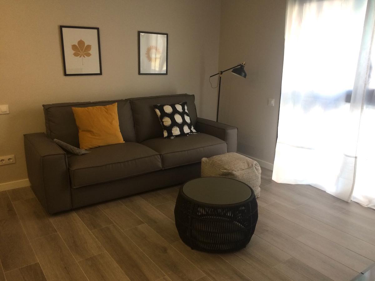 Unique Apartments لوسبيتاليت دي يوبريغات المظهر الخارجي الصورة
