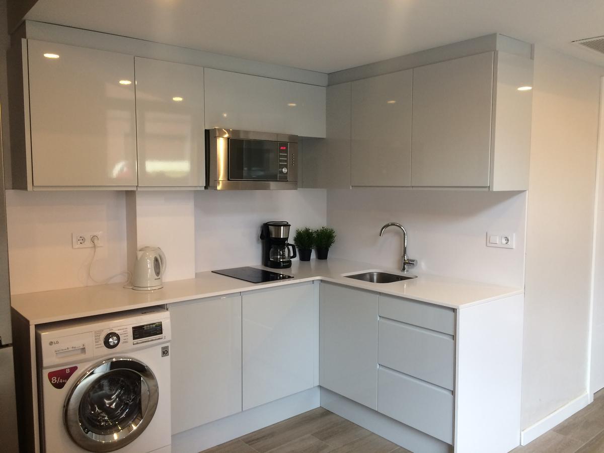 Unique Apartments لوسبيتاليت دي يوبريغات المظهر الخارجي الصورة